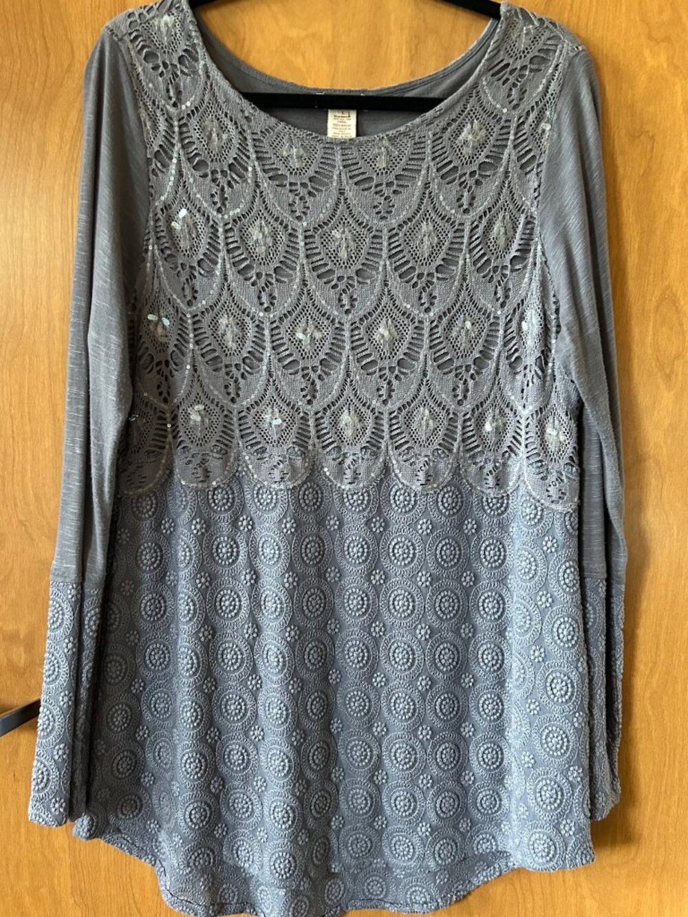 Sundance Embroidered Lace Grey Sequin Tunic - Size L
